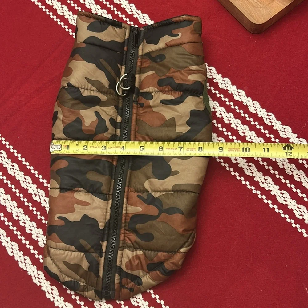 Camo Puffer Vest for Small Dog - Picture 4 of 6